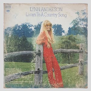 Lynn Anderson – Listen To A Country Song